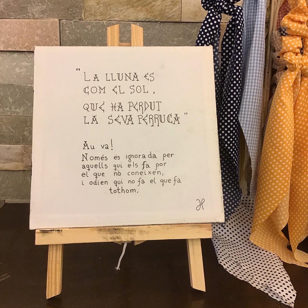 
                      
                        La Perruca de la Lluna
                      
                    